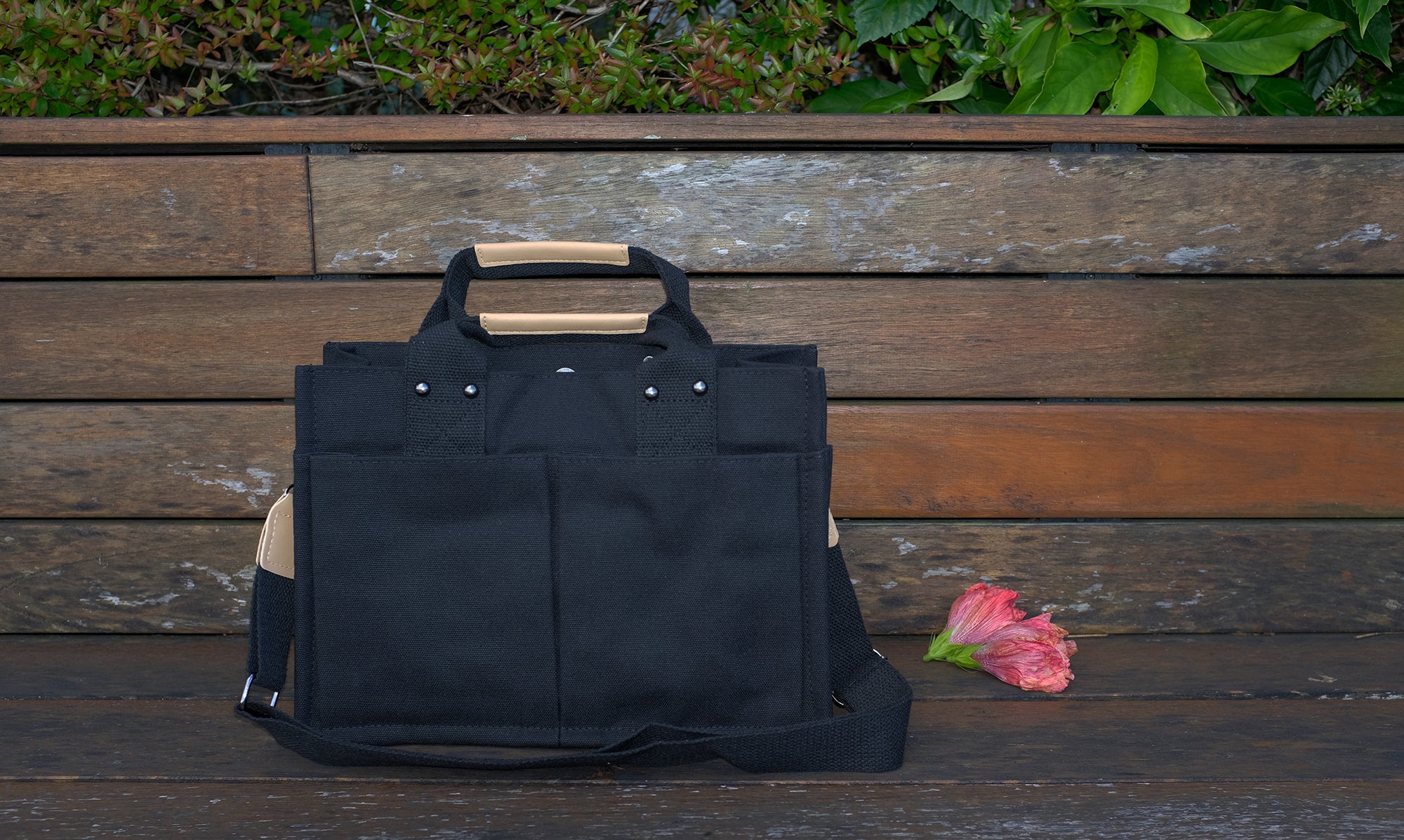 “Kanto" Canvas Tote Bag