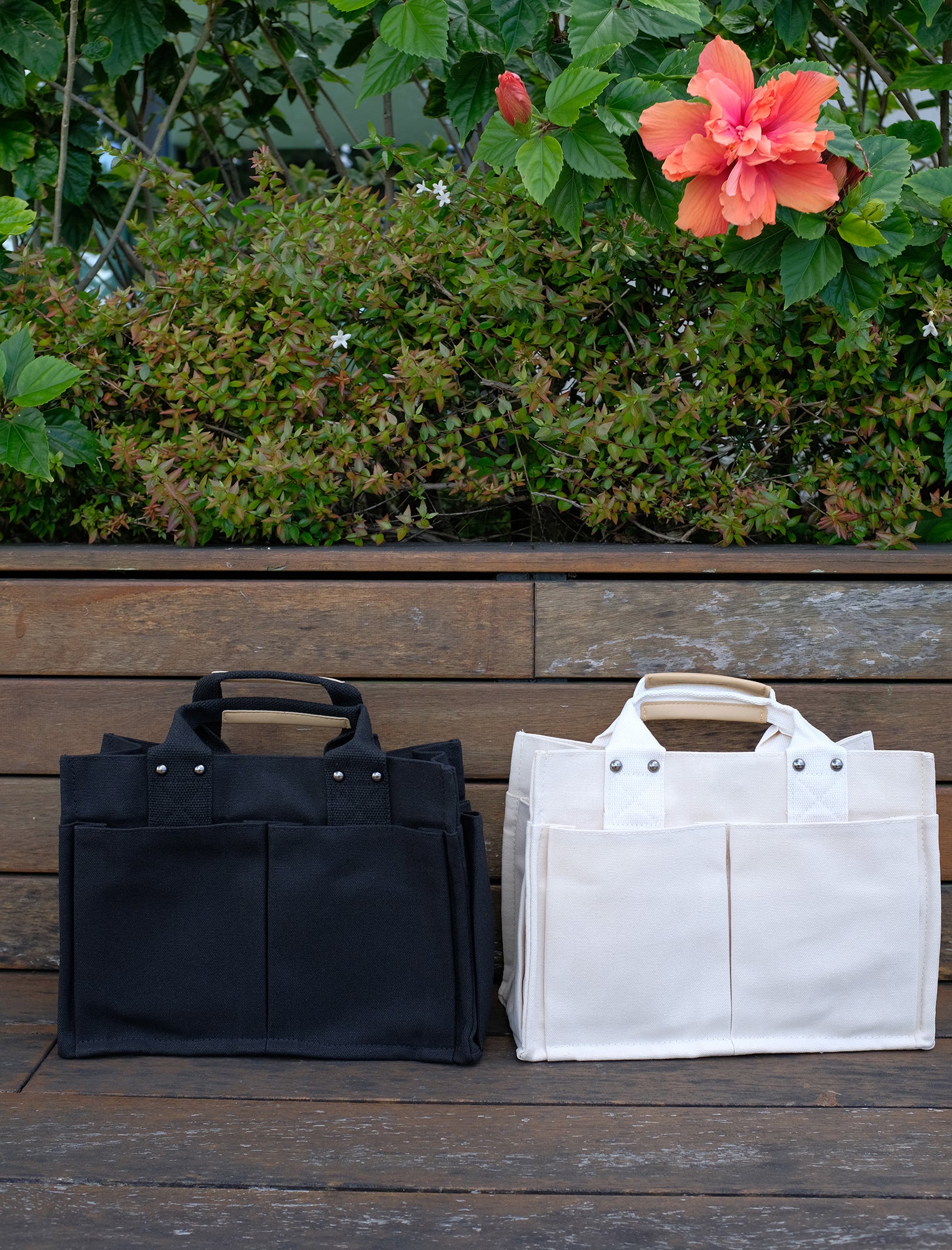 “Kanto" Canvas Tote Bag