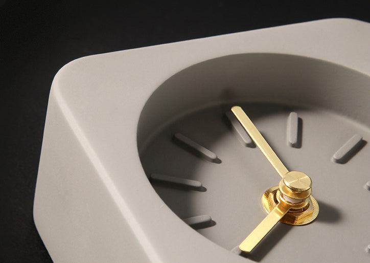 GC Silent Square Desk Clock