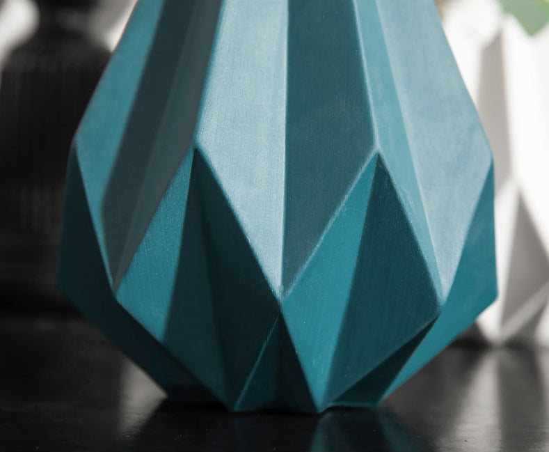 Timantti Vase (5 colours)