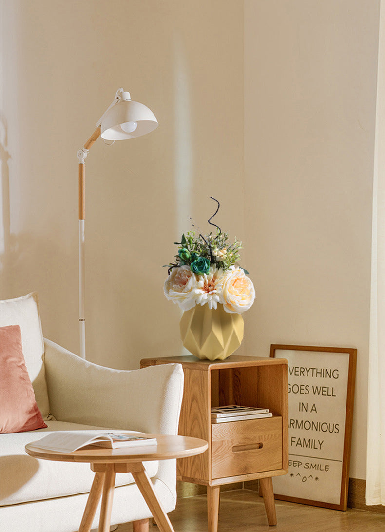 Timantti Vase (5 colours)