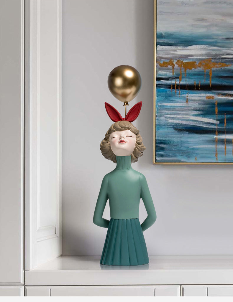 "The Blind Date" Girl Portrait Decor Figurine (2 Colours)